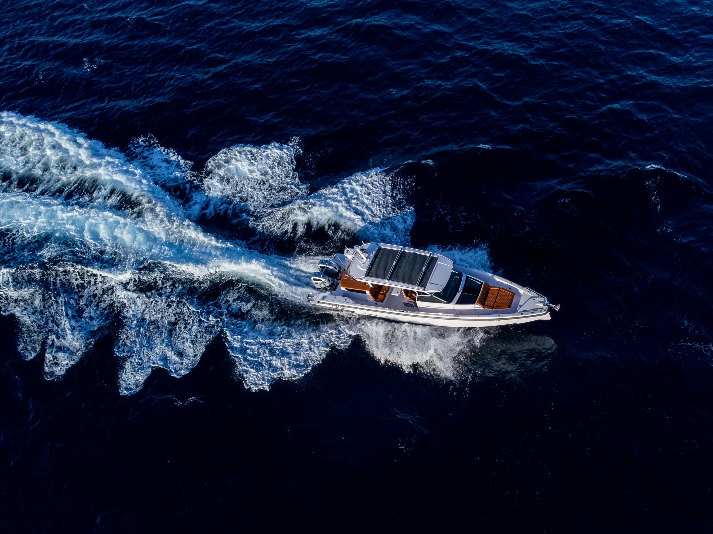 Axopar 37  Sun Top - photo 8