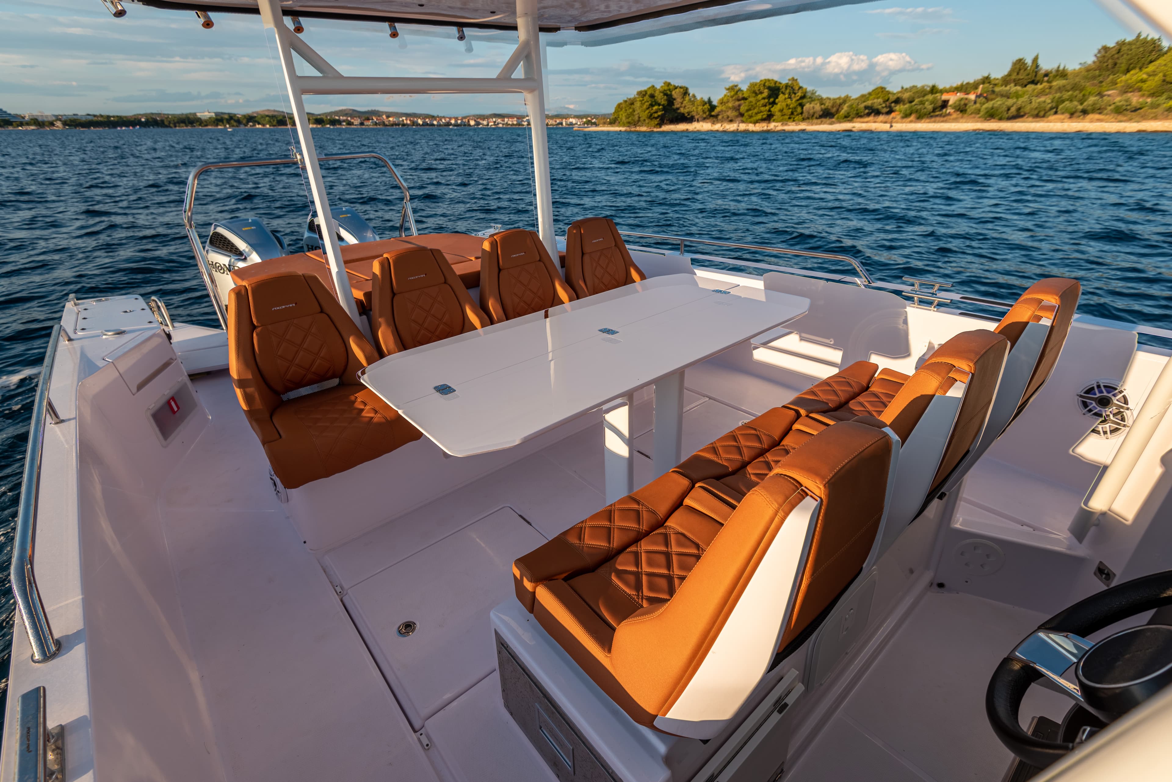 Axopar 37  Sun Top - photo 14