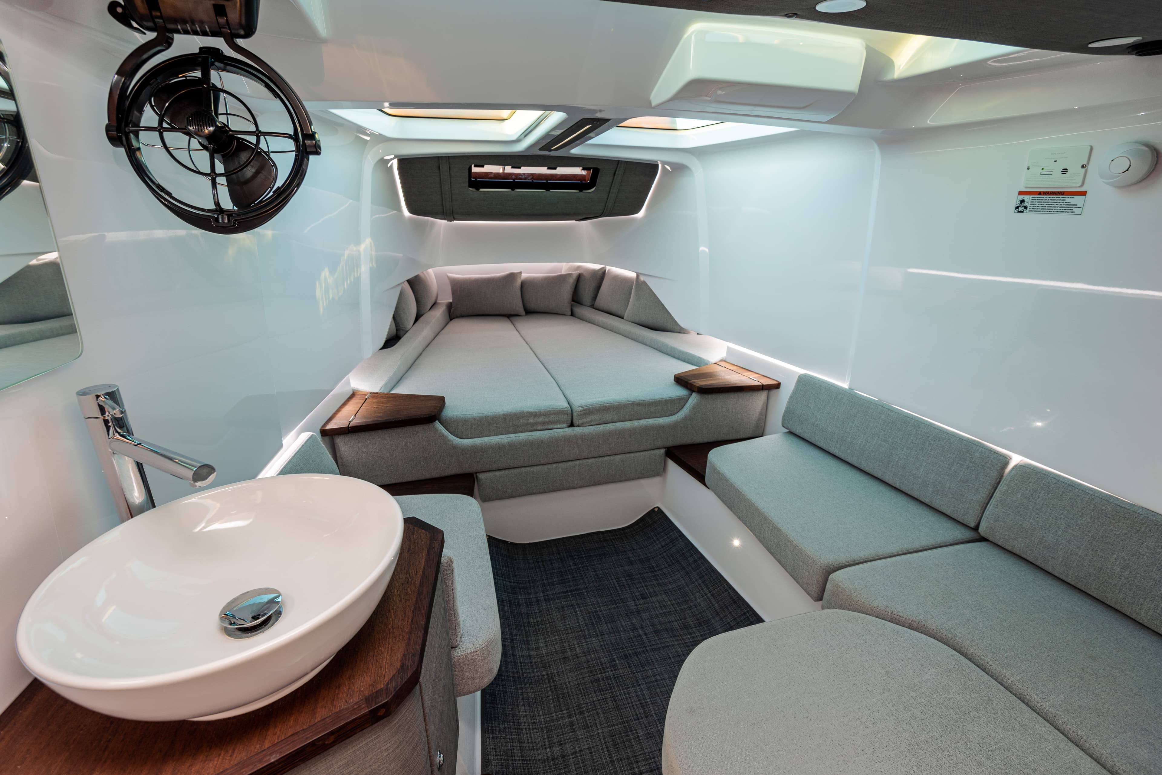 Axopar 37  Sun Top - photo 21