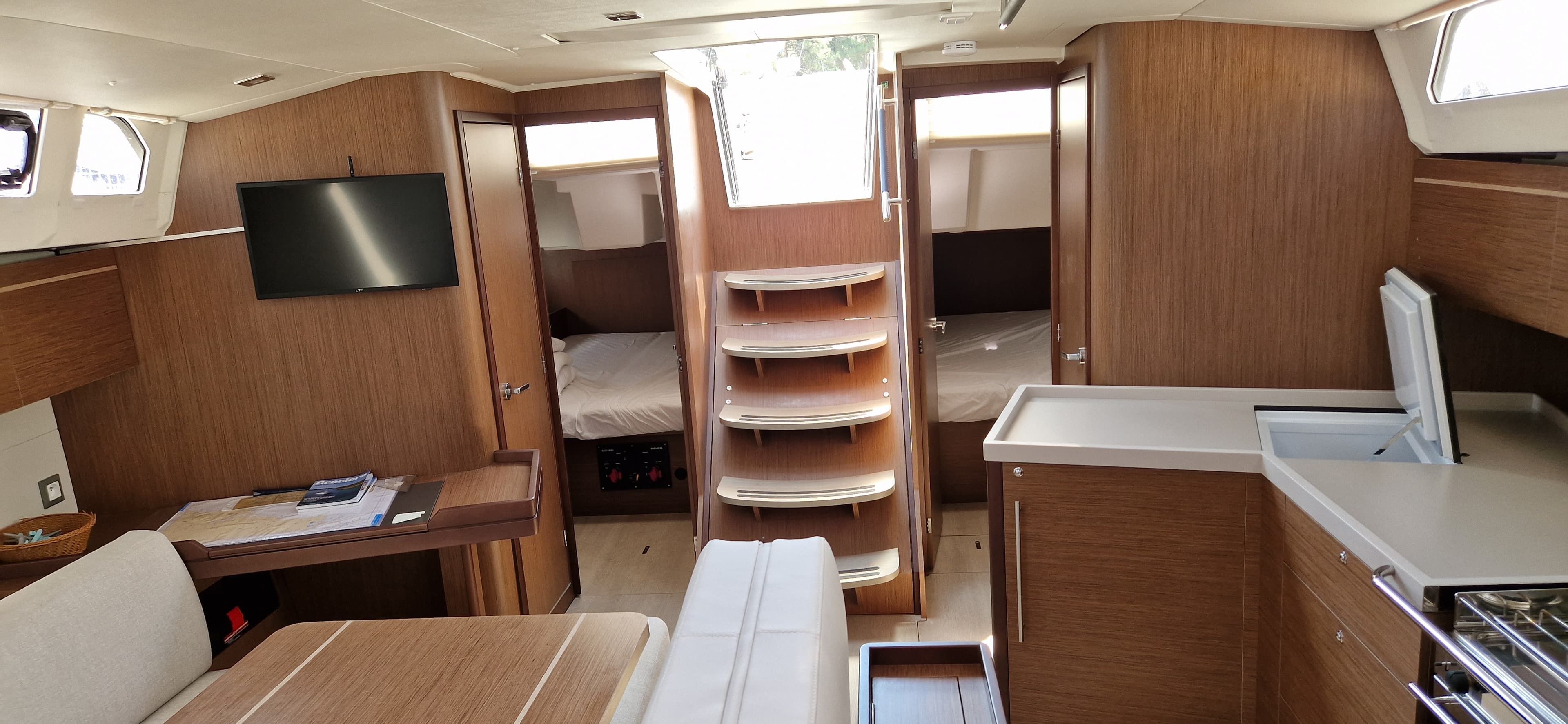 Oceanis 46.1 - photo 13