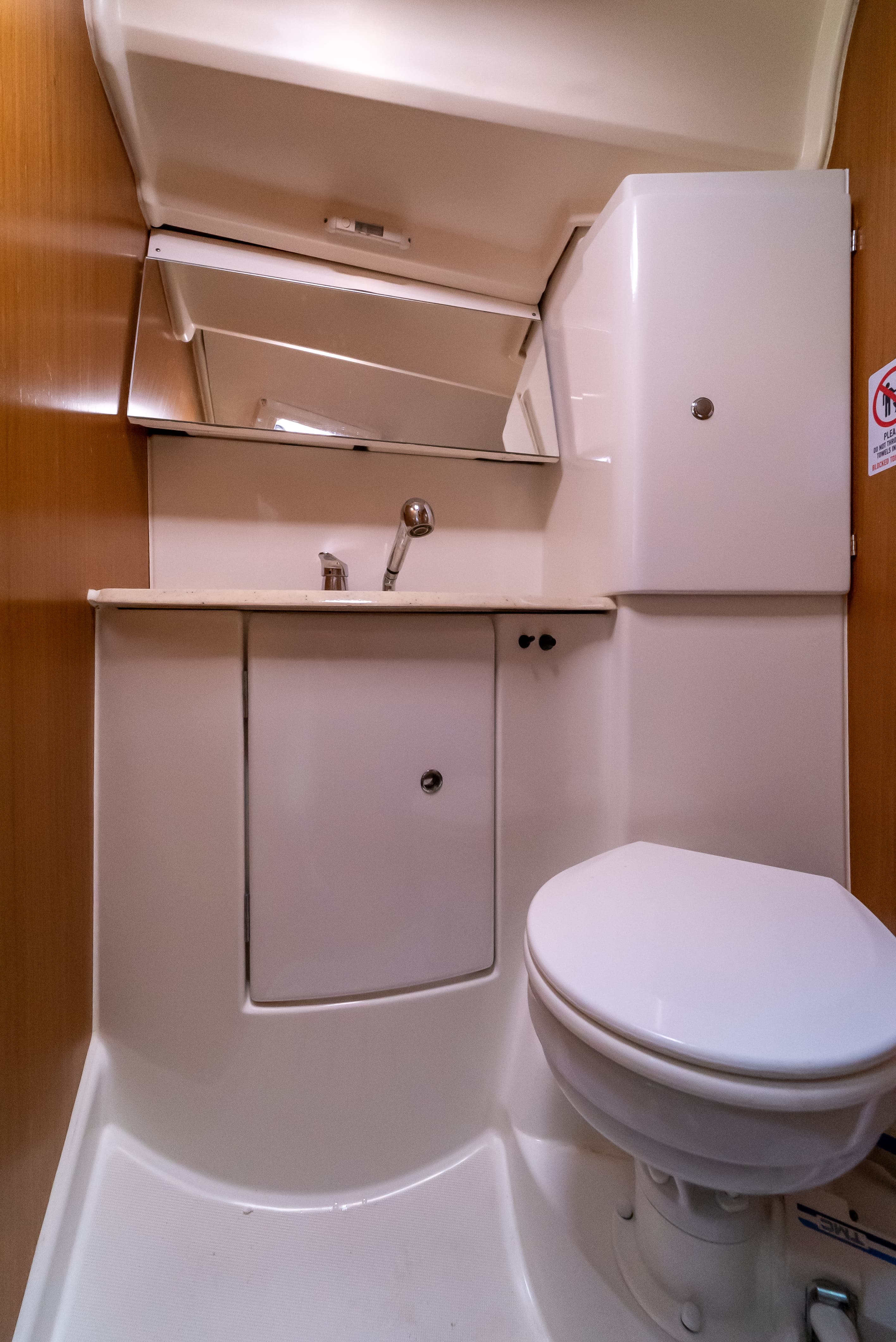 Sun Odyssey 42 i - photo 15