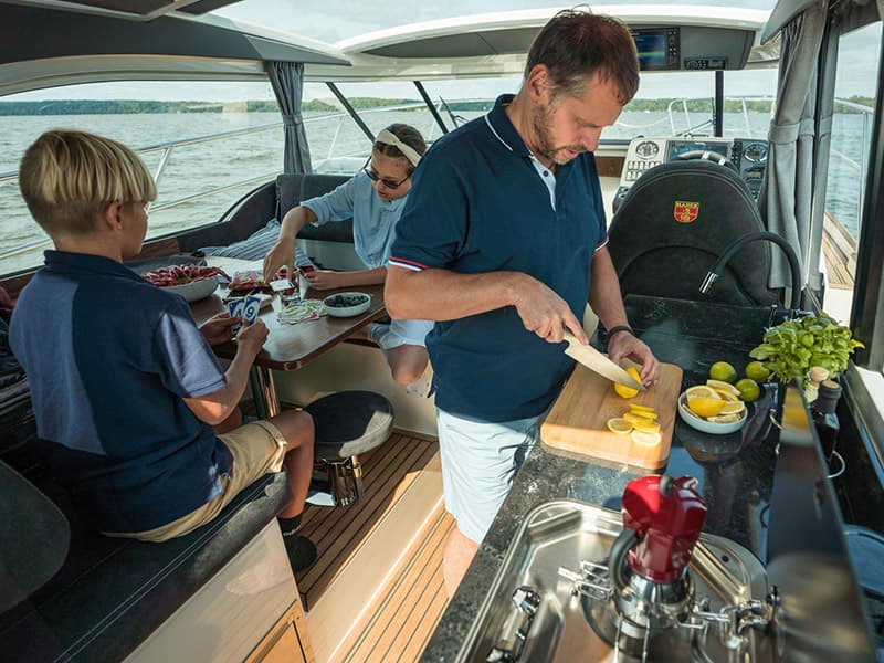 Marex 330 - photo 11