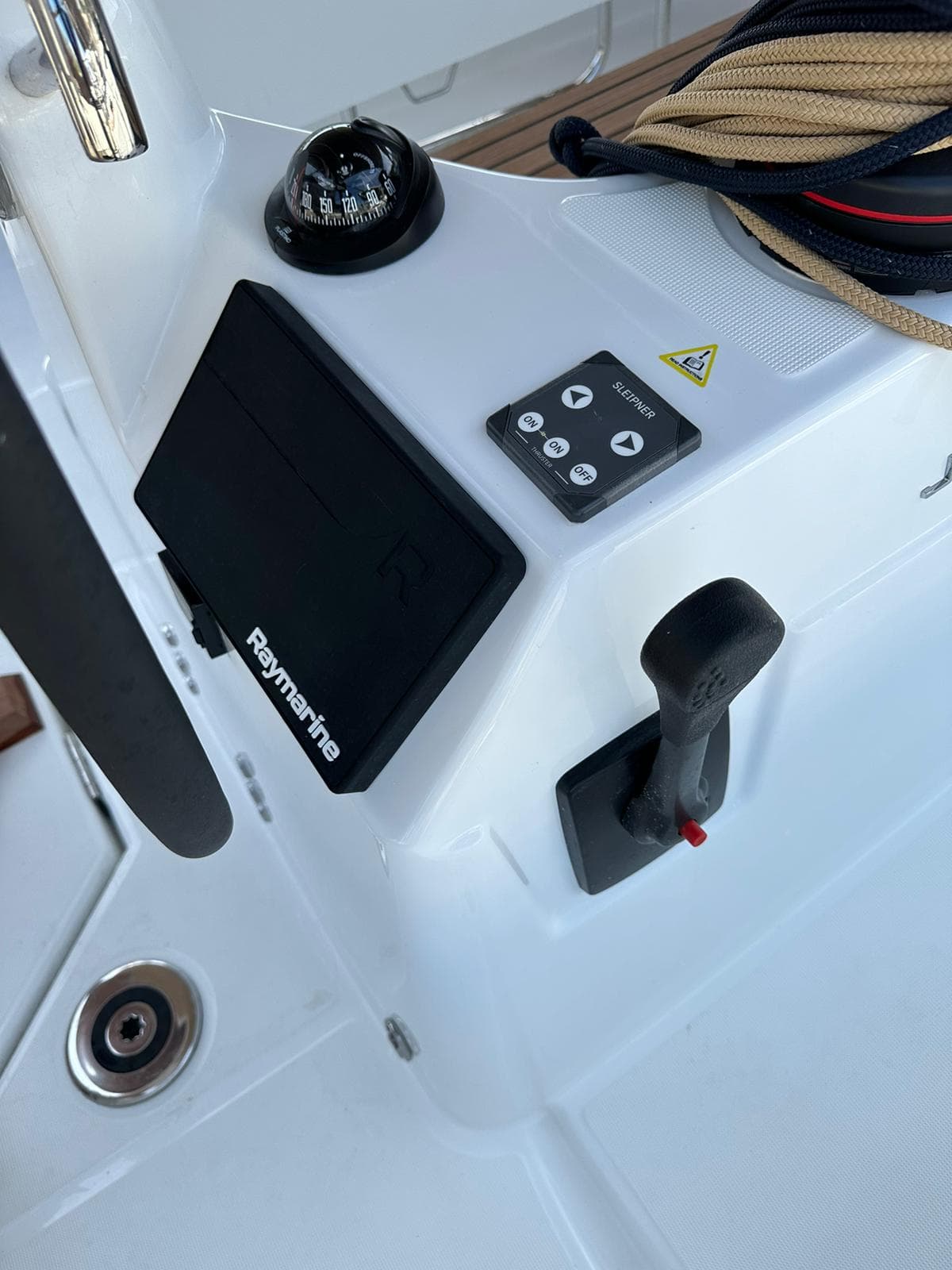 Sun Odyssey 350 - photo 11