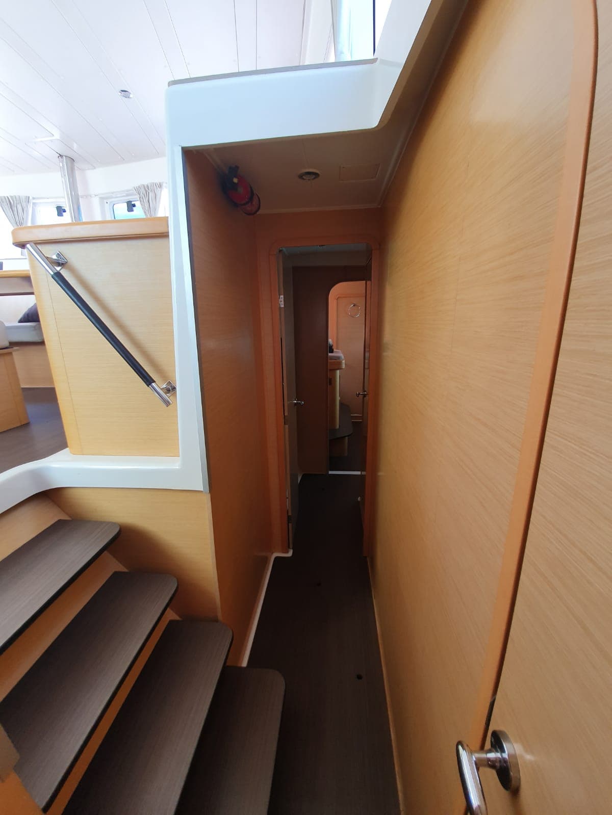 Lagoon 420 - photo 4