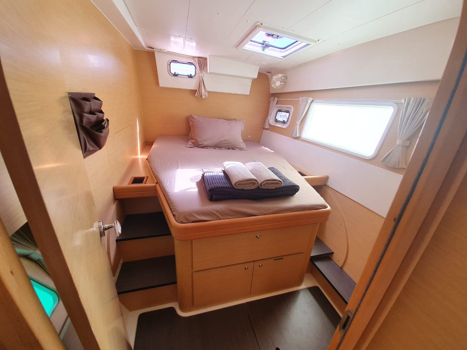 Lagoon 420 - photo 23