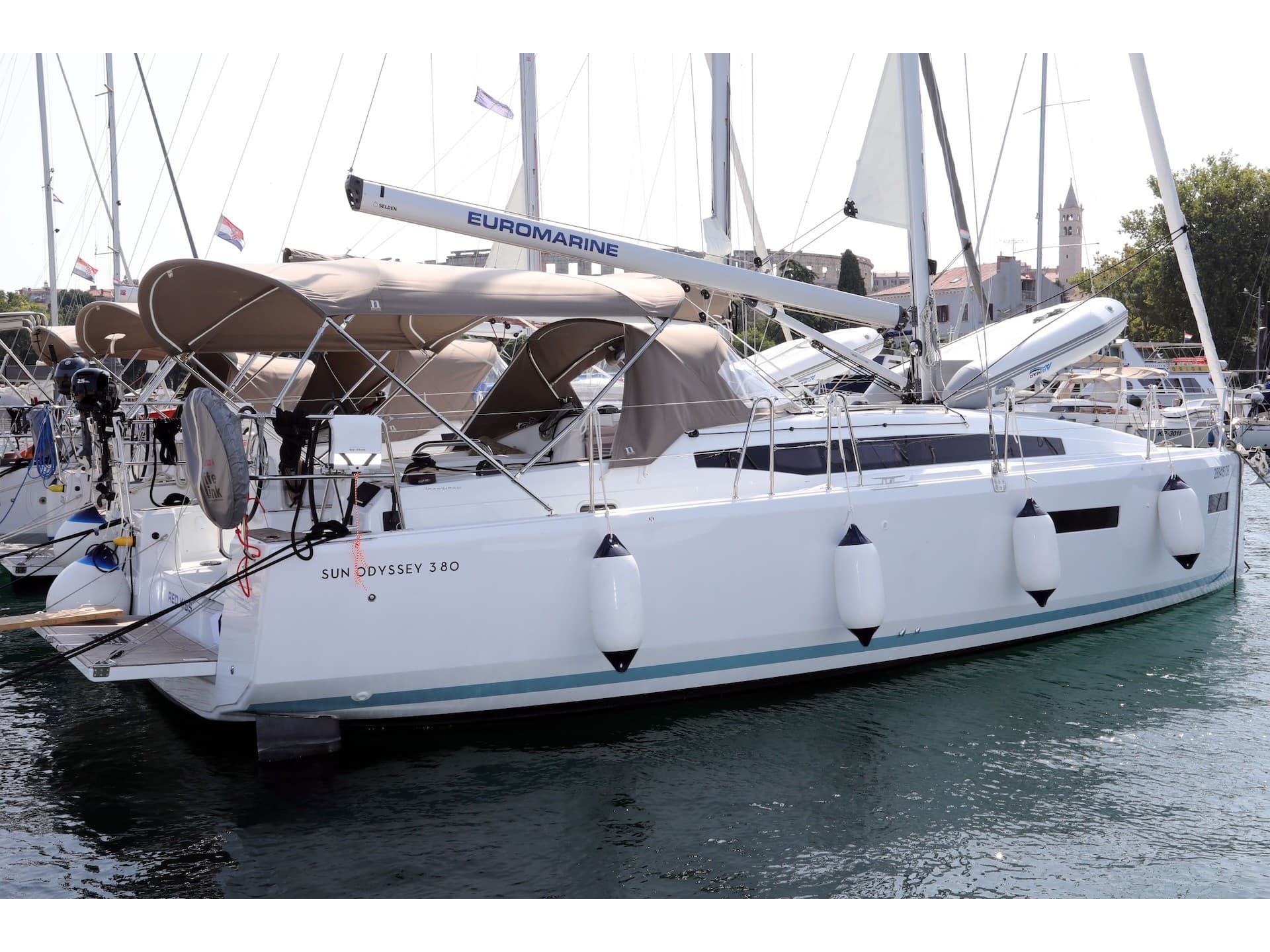 Sun Odyssey 380 - photo