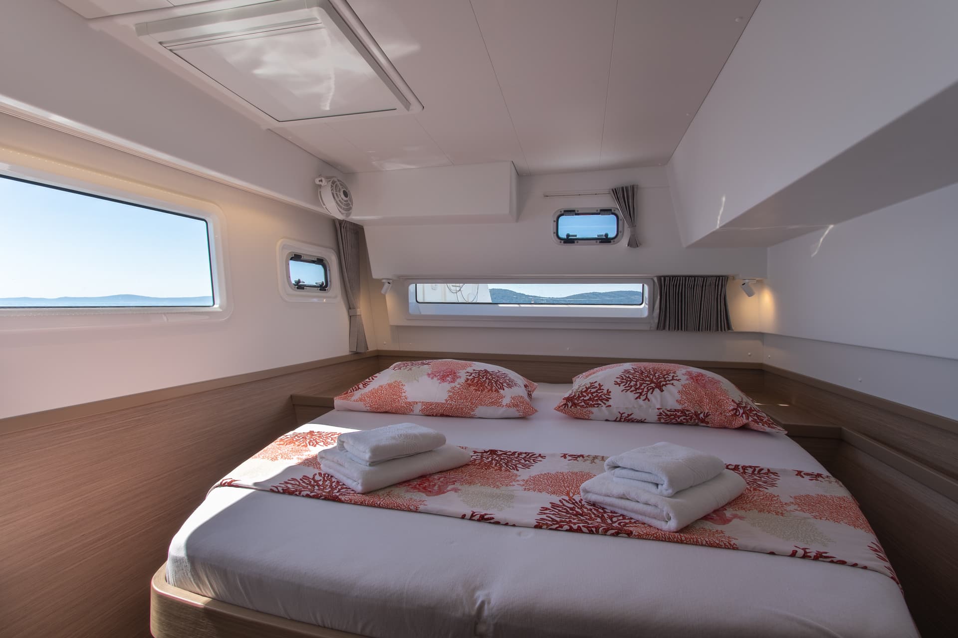 Lagoon 42 - photo 16