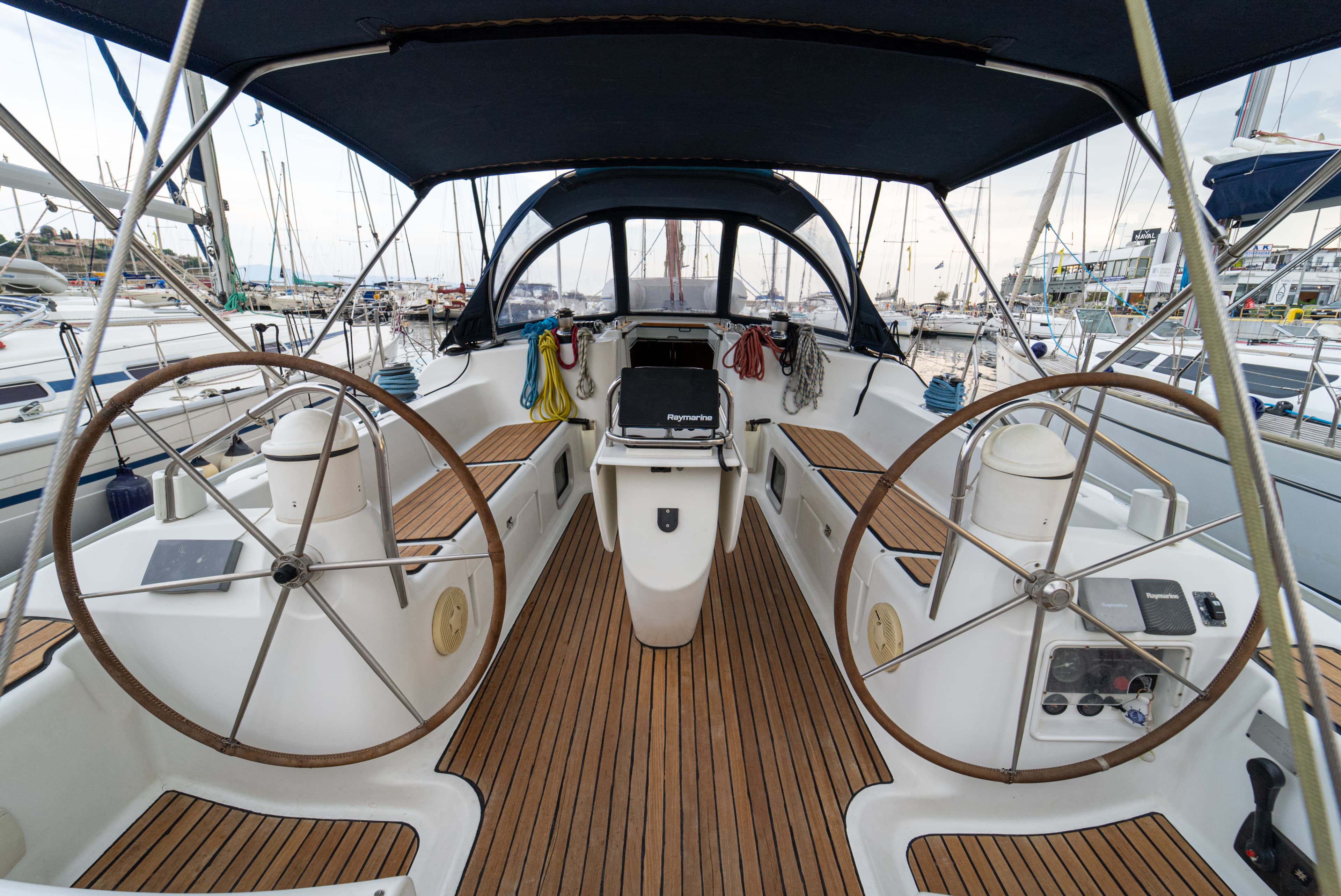 Sun Odyssey 43  - photo 22