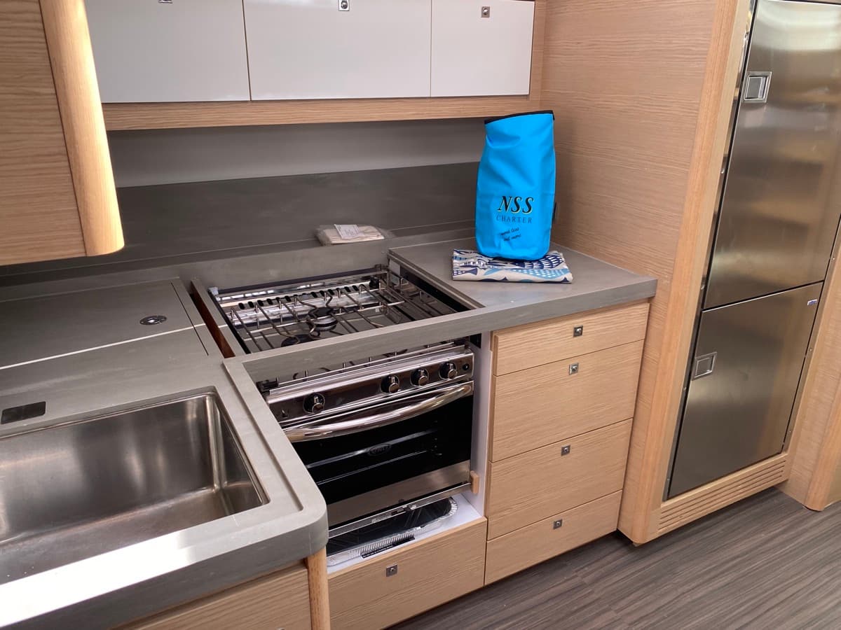 Dufour 470 - photo 27