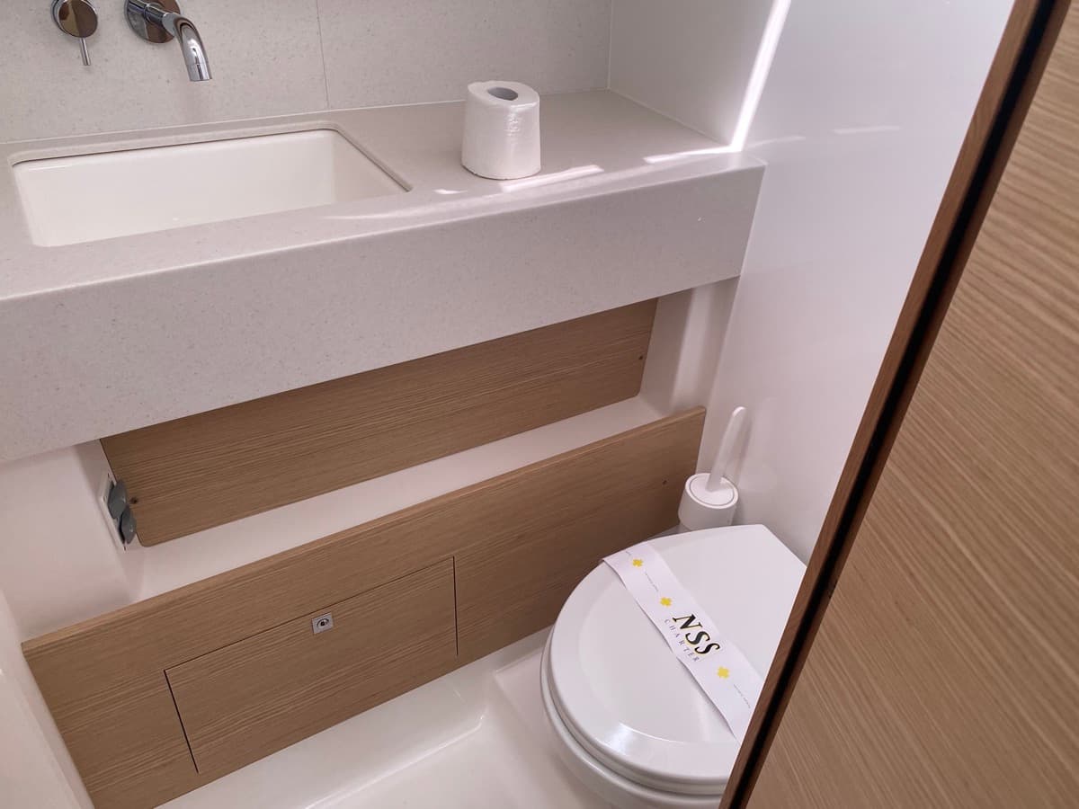 Dufour 470 - photo 24