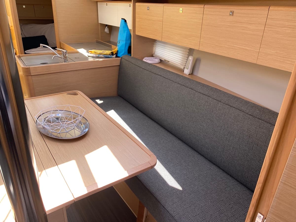 Dufour 360 Grand Large - photo 12