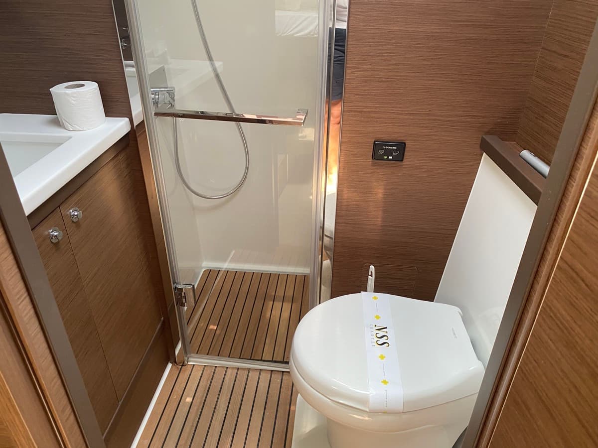 Lagoon 52F - photo 13