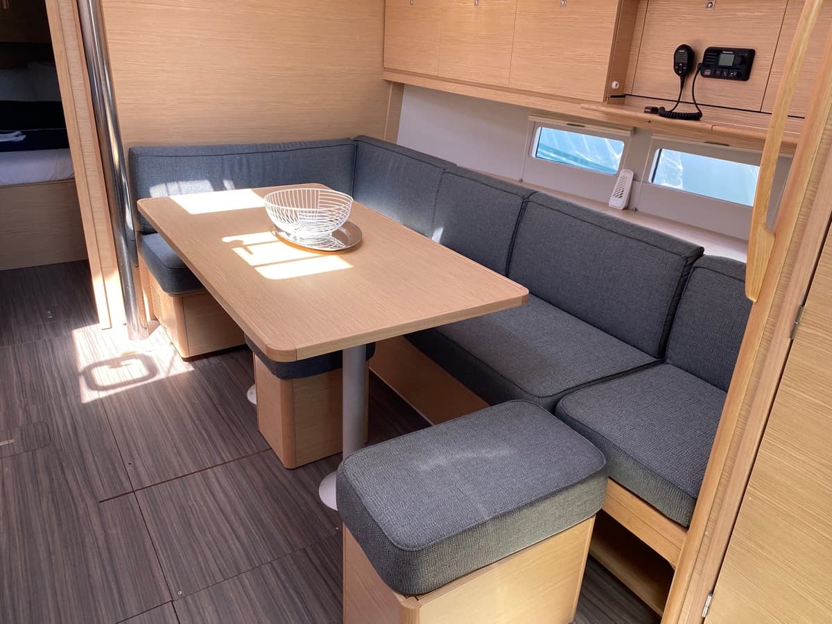 Dufour 390 Grand Large - photo 18