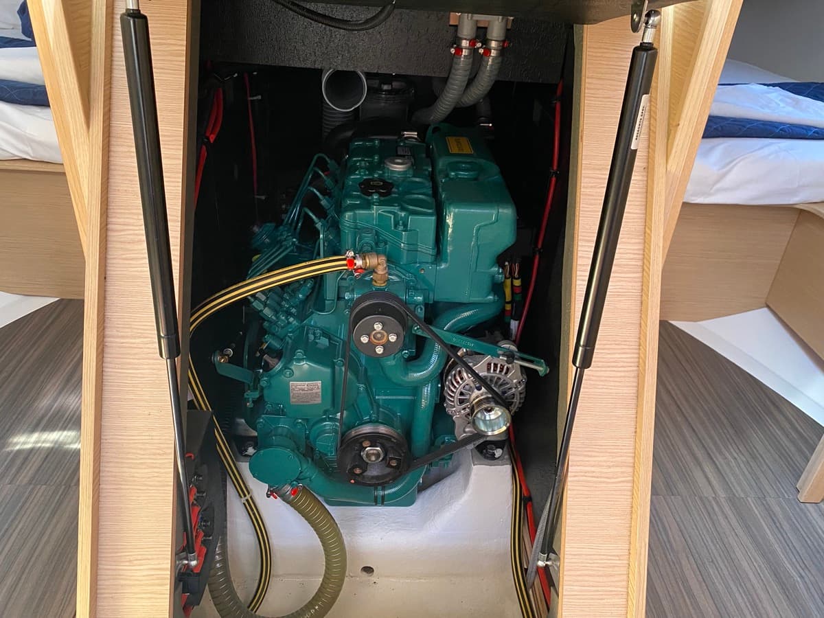 Dufour 390 Grand Large - photo 21