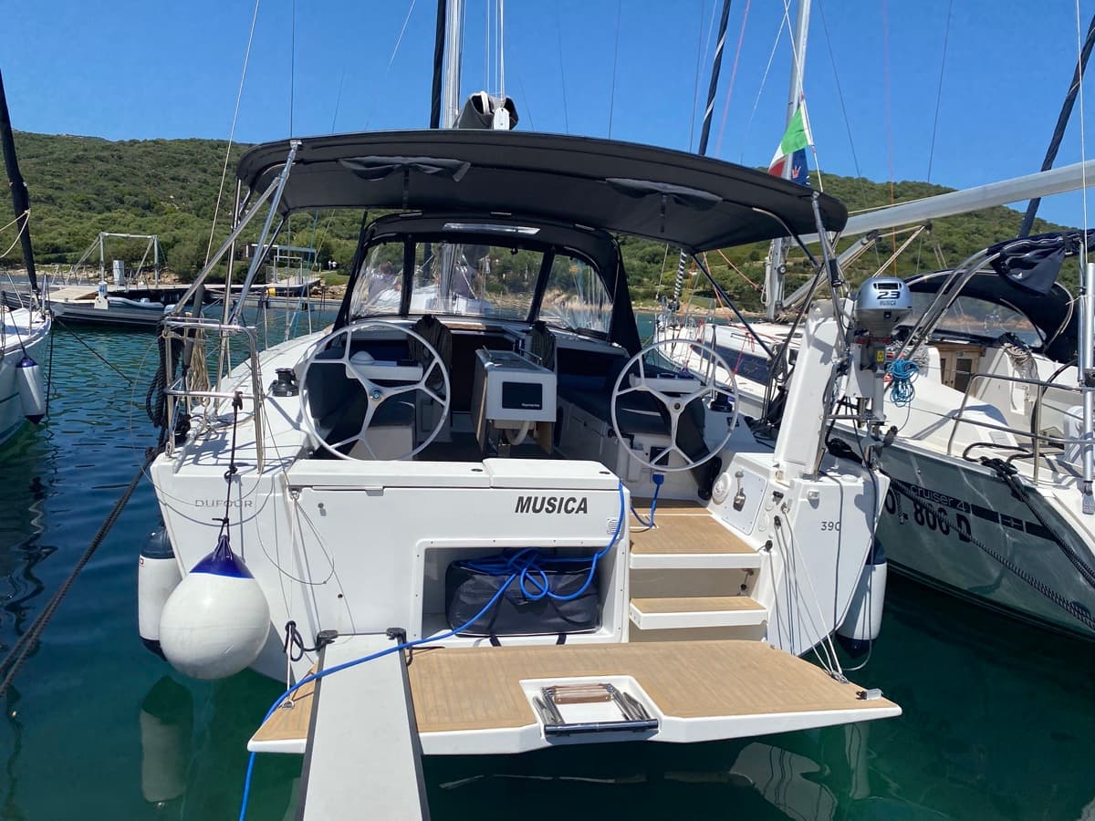 Dufour 390 Grand Large - photo 15