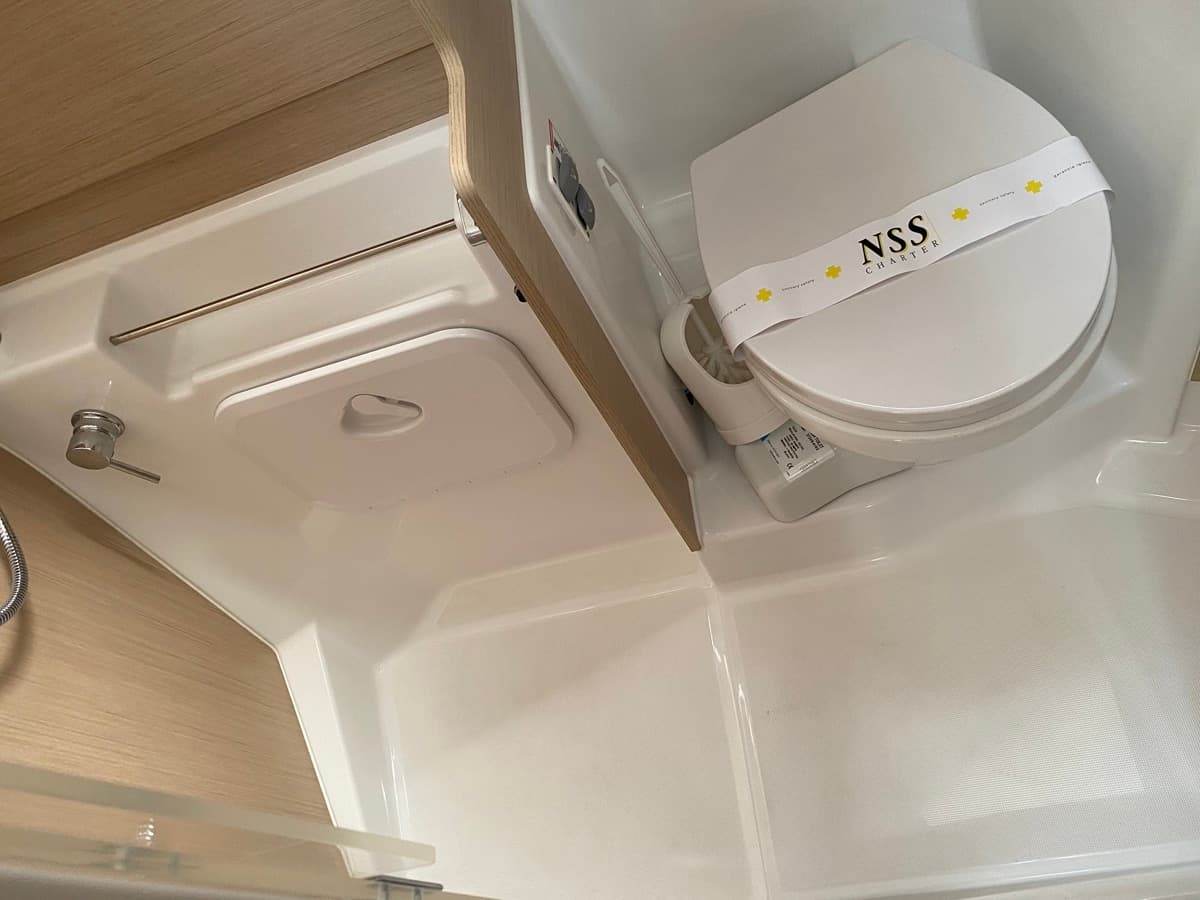 Oceanis 40.1 - photo 24