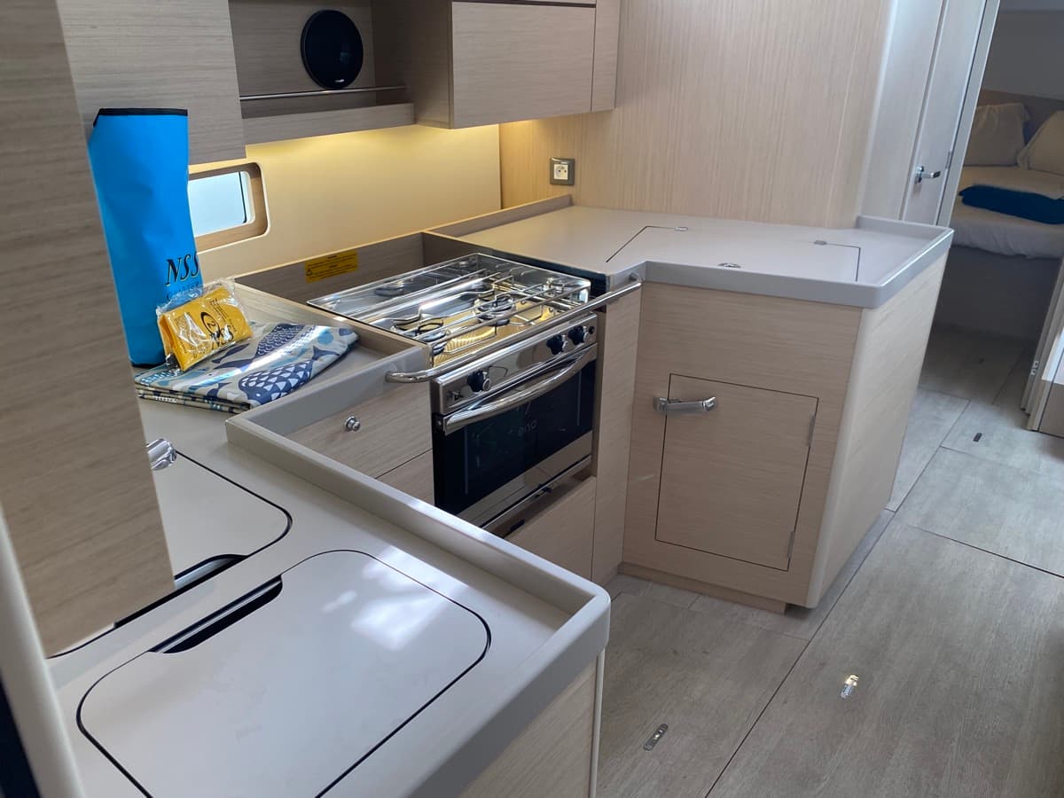 Oceanis 40.1 - photo 26