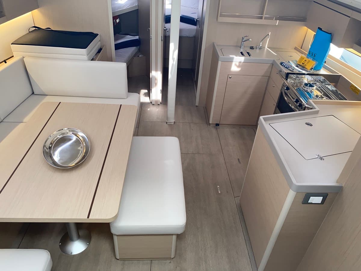 Oceanis 40.1 - photo 27