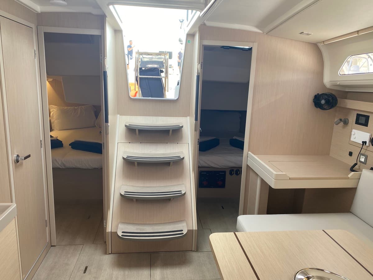 Oceanis 40.1 - photo 20