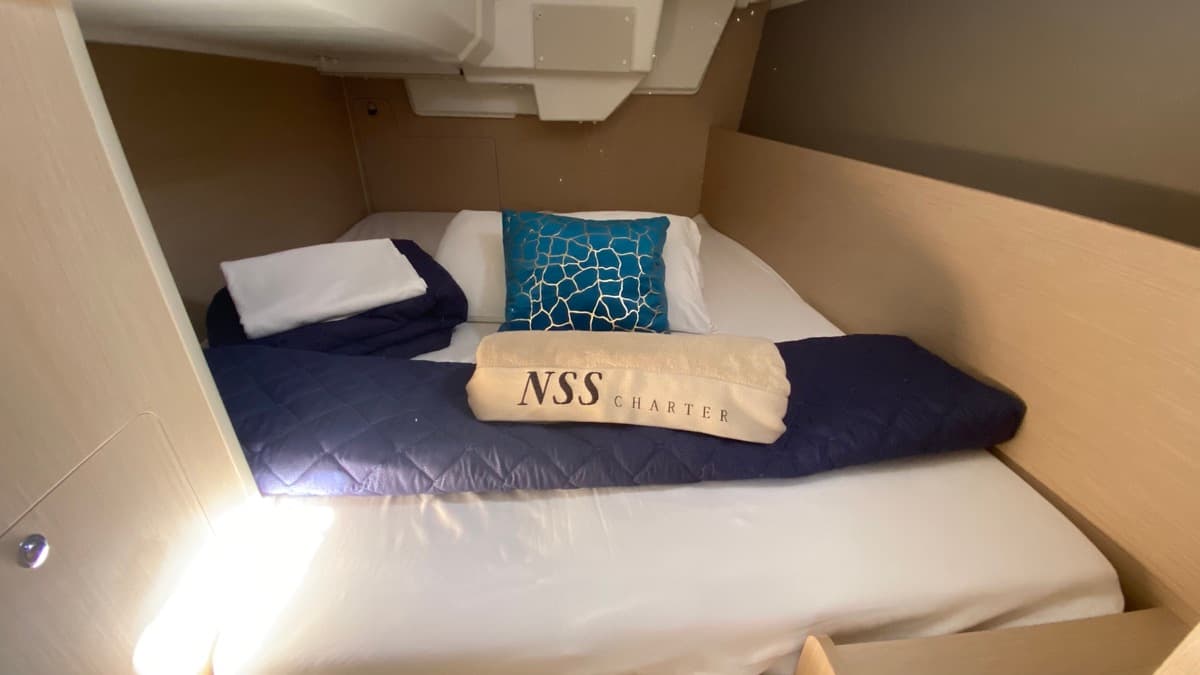 Oceanis 35.1 - photo 18