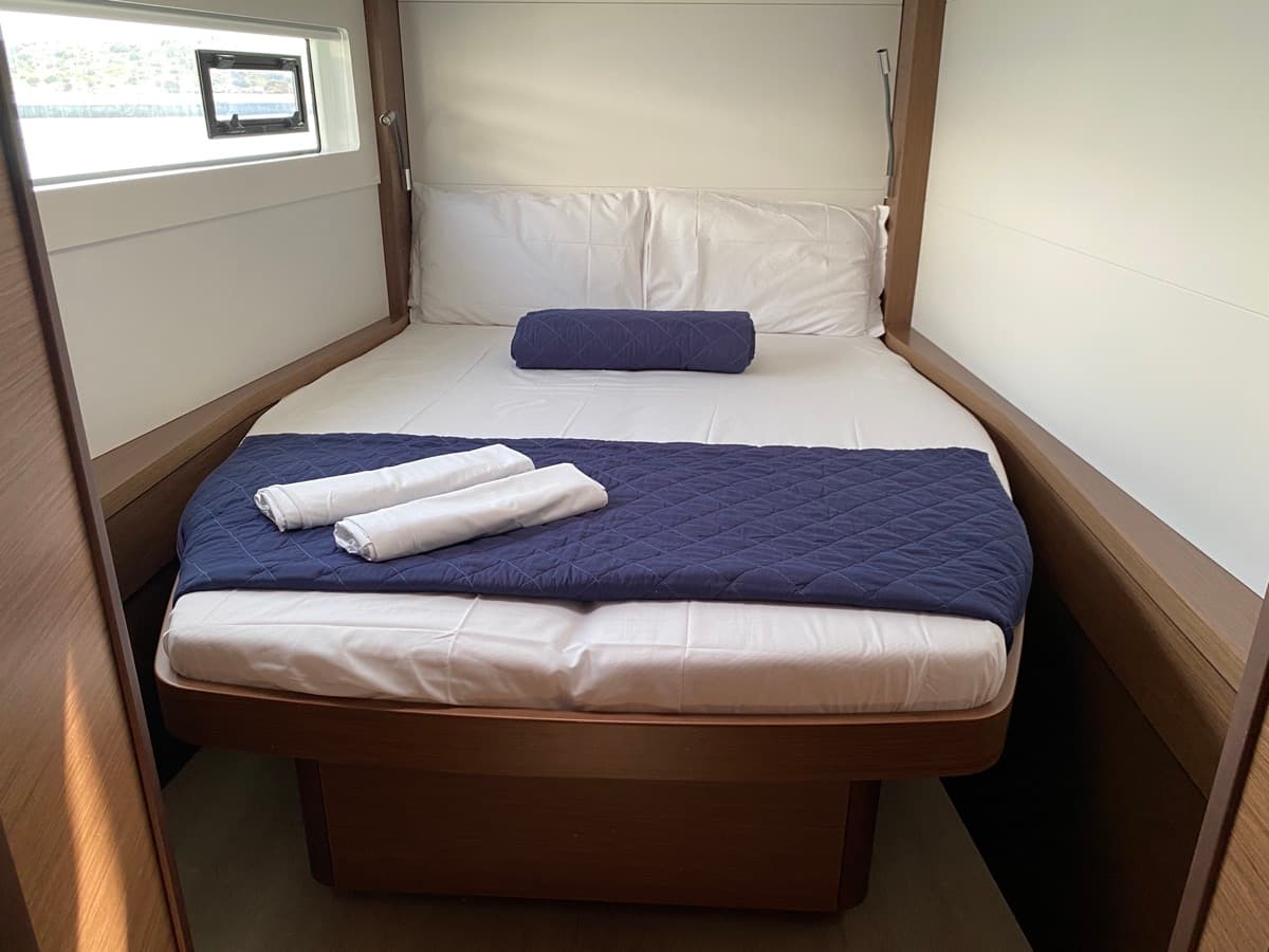 Lagoon 46  - photo 13