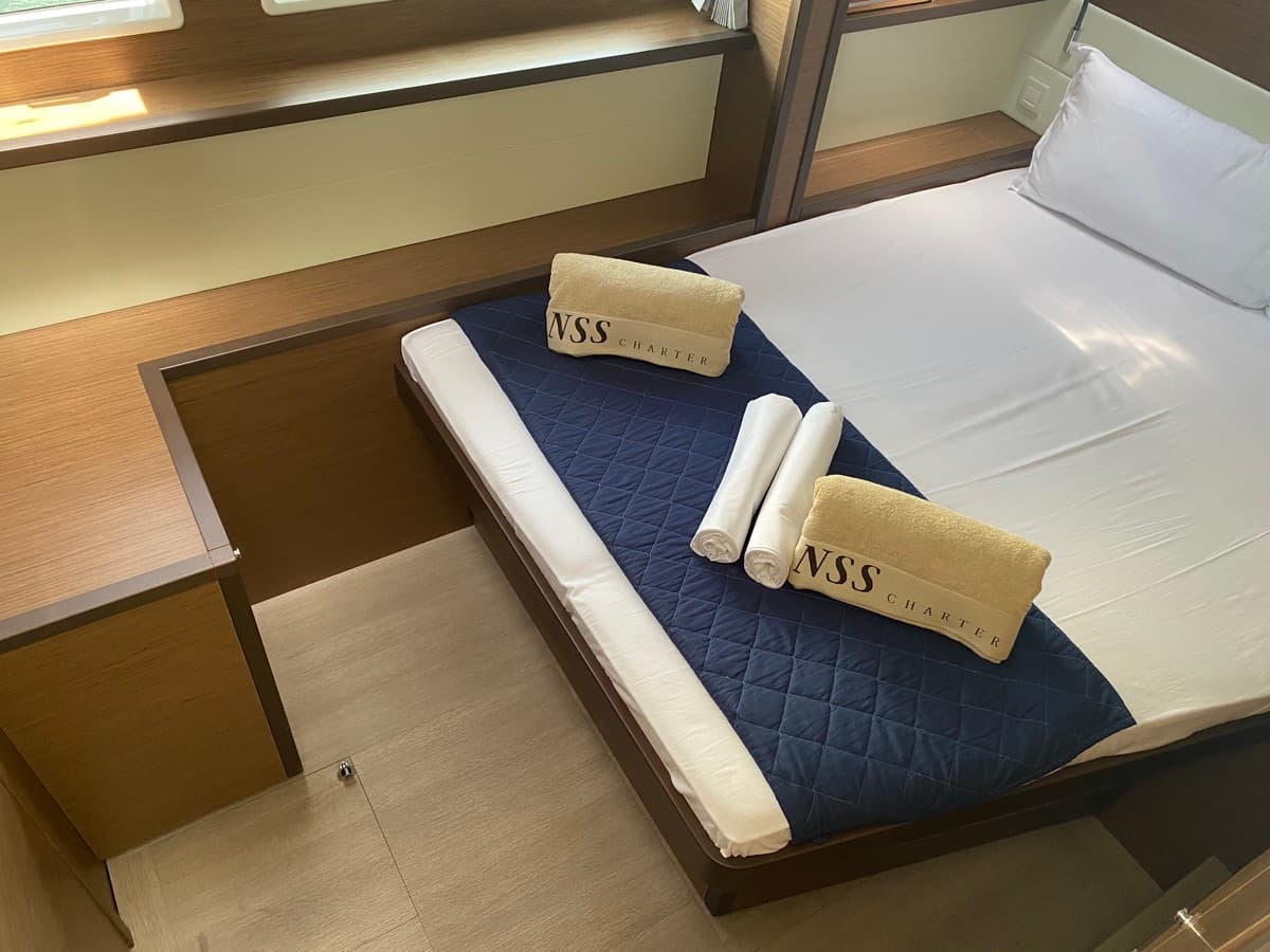 Lagoon 52F - photo 12