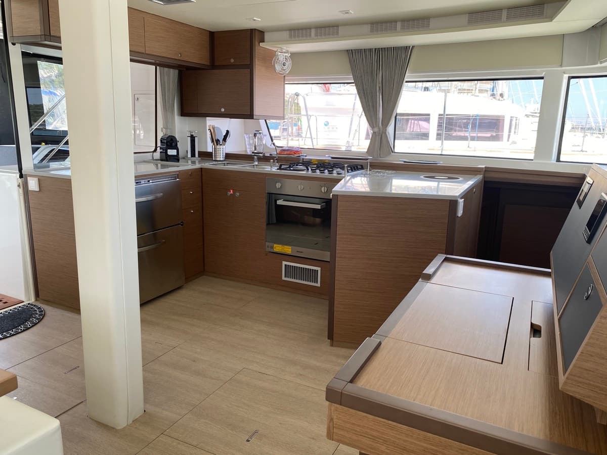 Lagoon 52F - photo 6