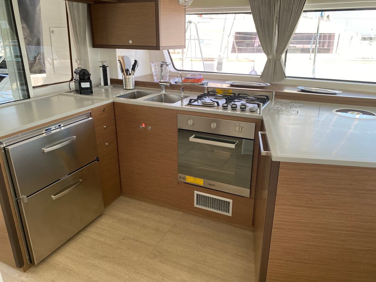 Lagoon 52F - photo 33