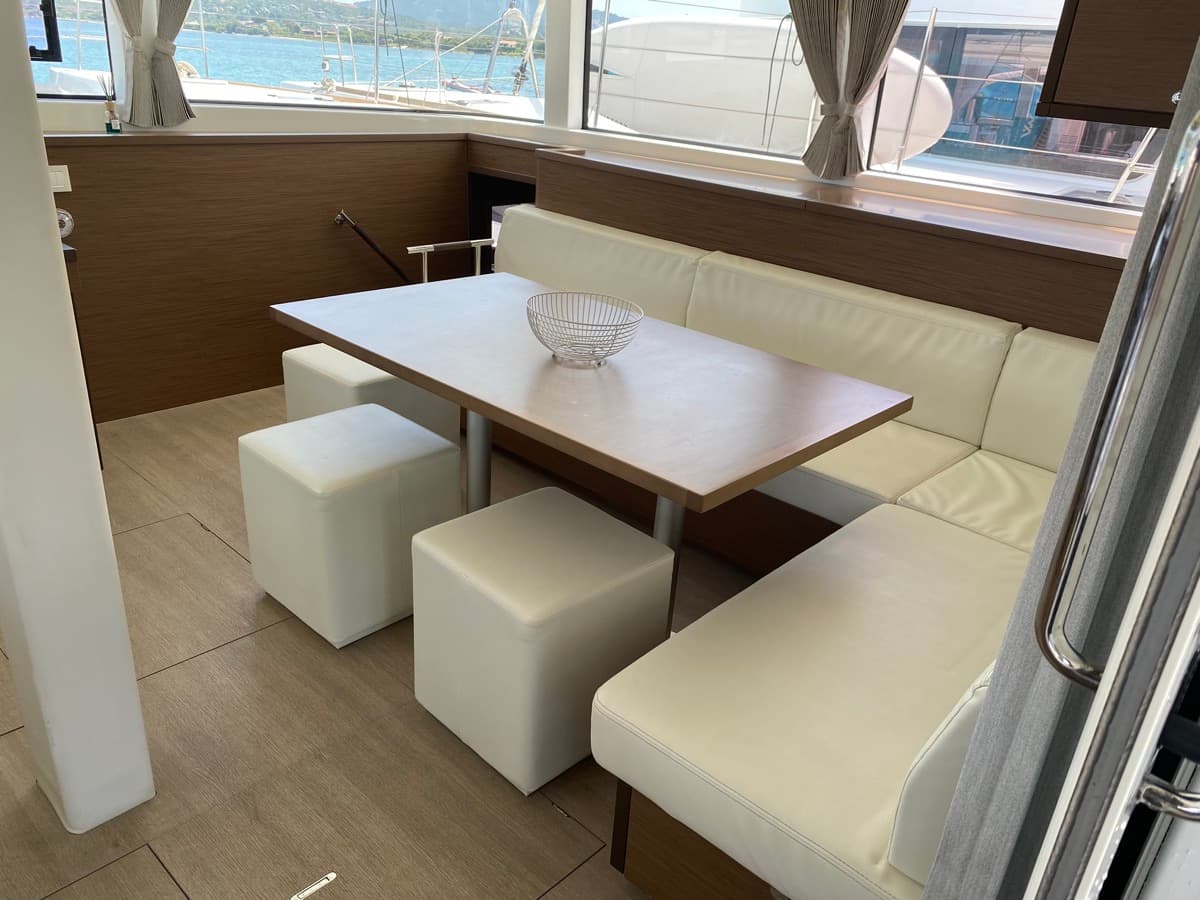 Lagoon 52F - photo 16