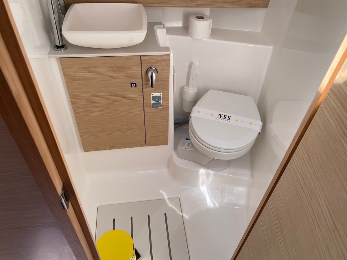 Dufour 430 - photo 6