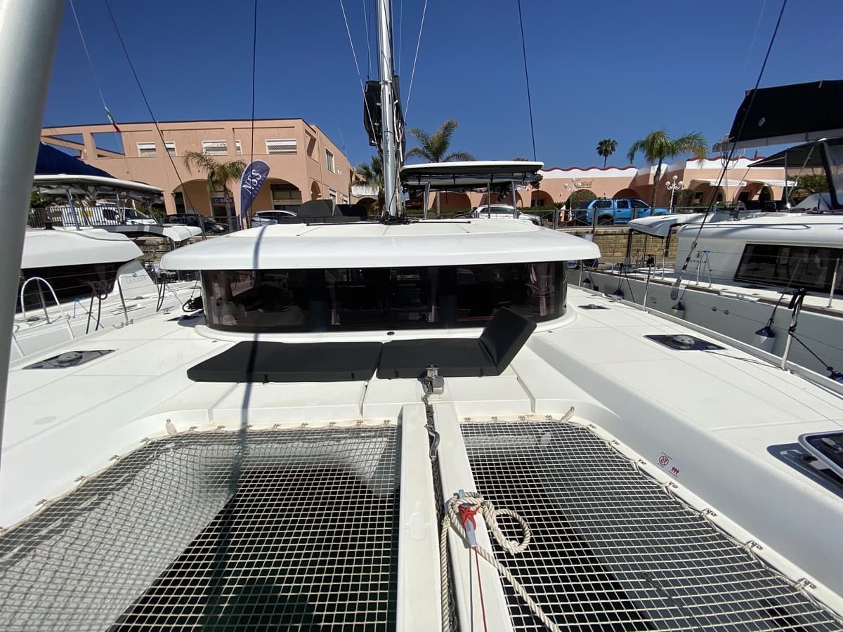 Lagoon 42 - photo 18