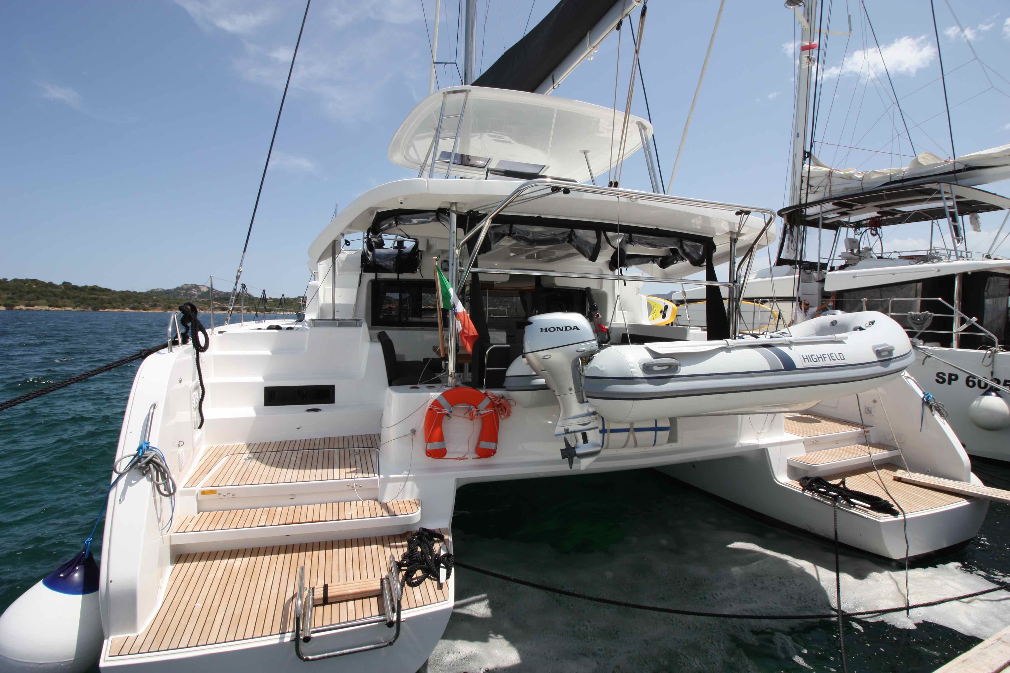 Lagoon 46  - photo 13