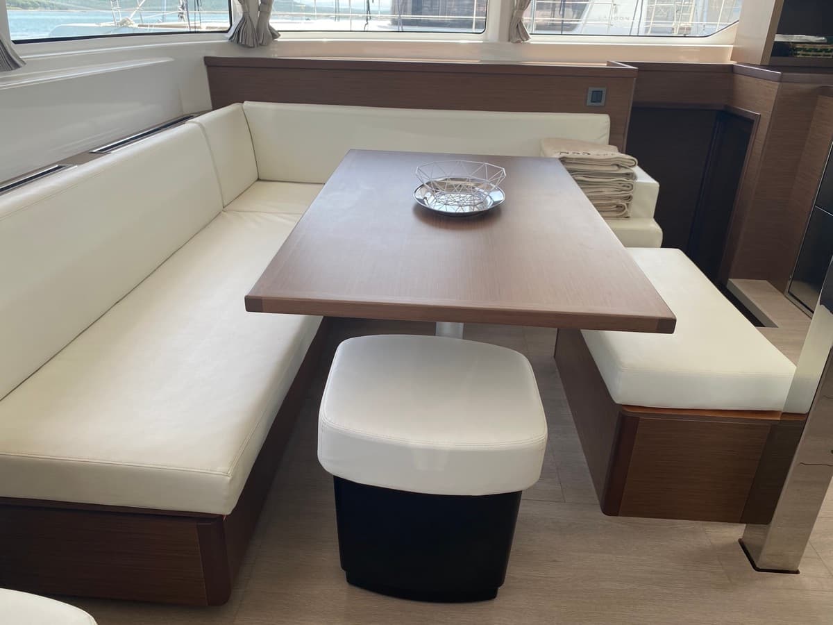 Lagoon 46  - photo 21