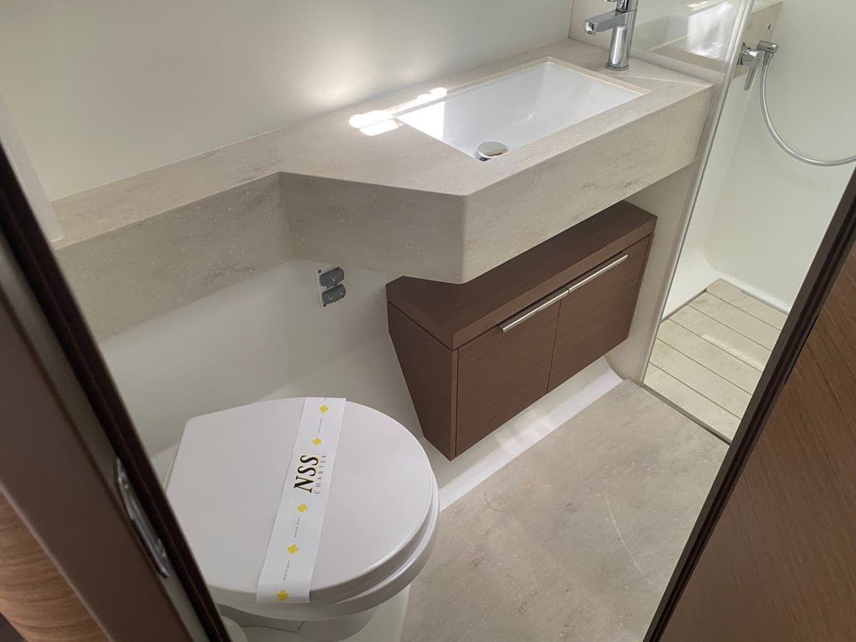 Lagoon 50 - photo 14