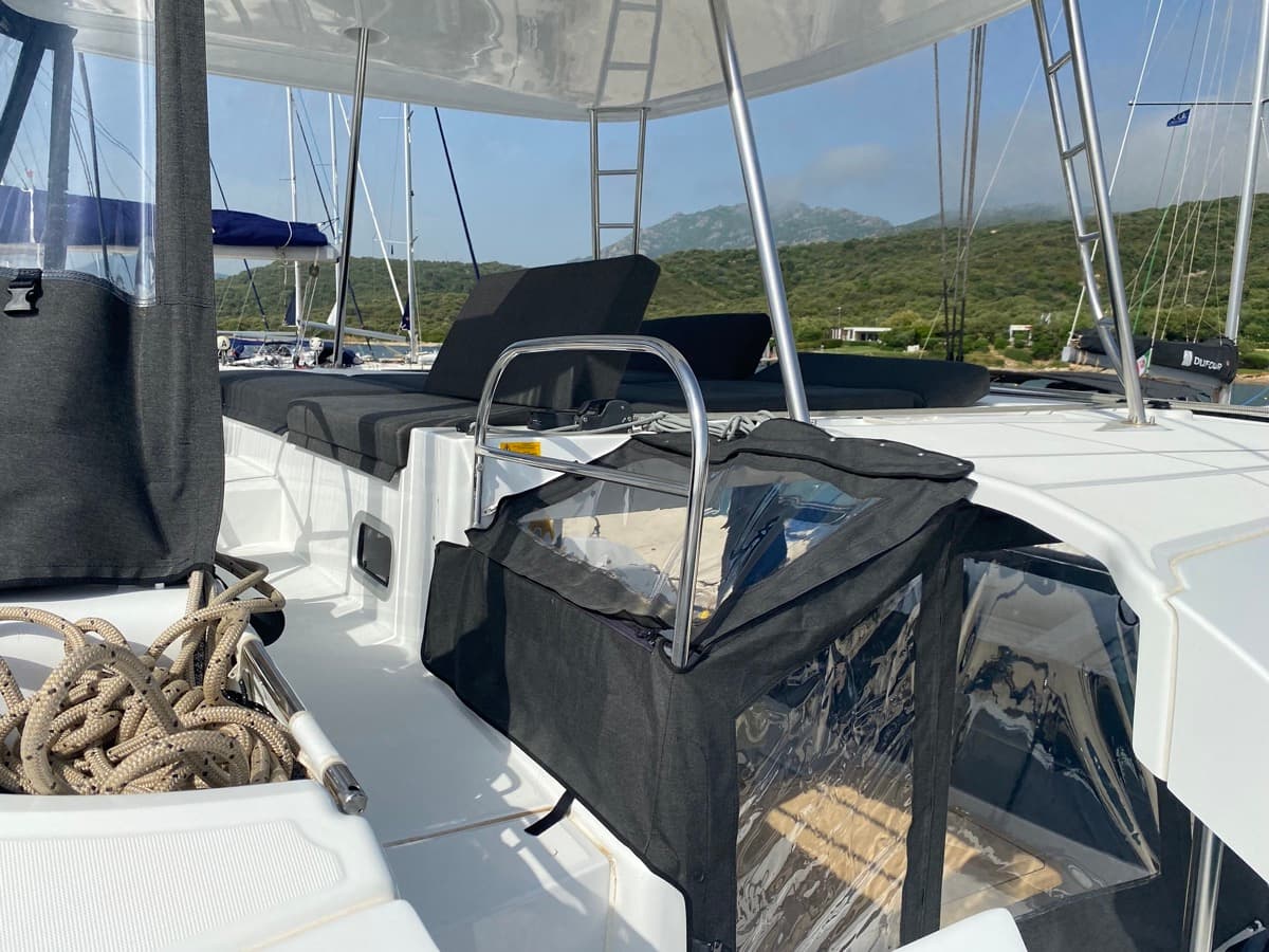 Lagoon 46  - photo 23