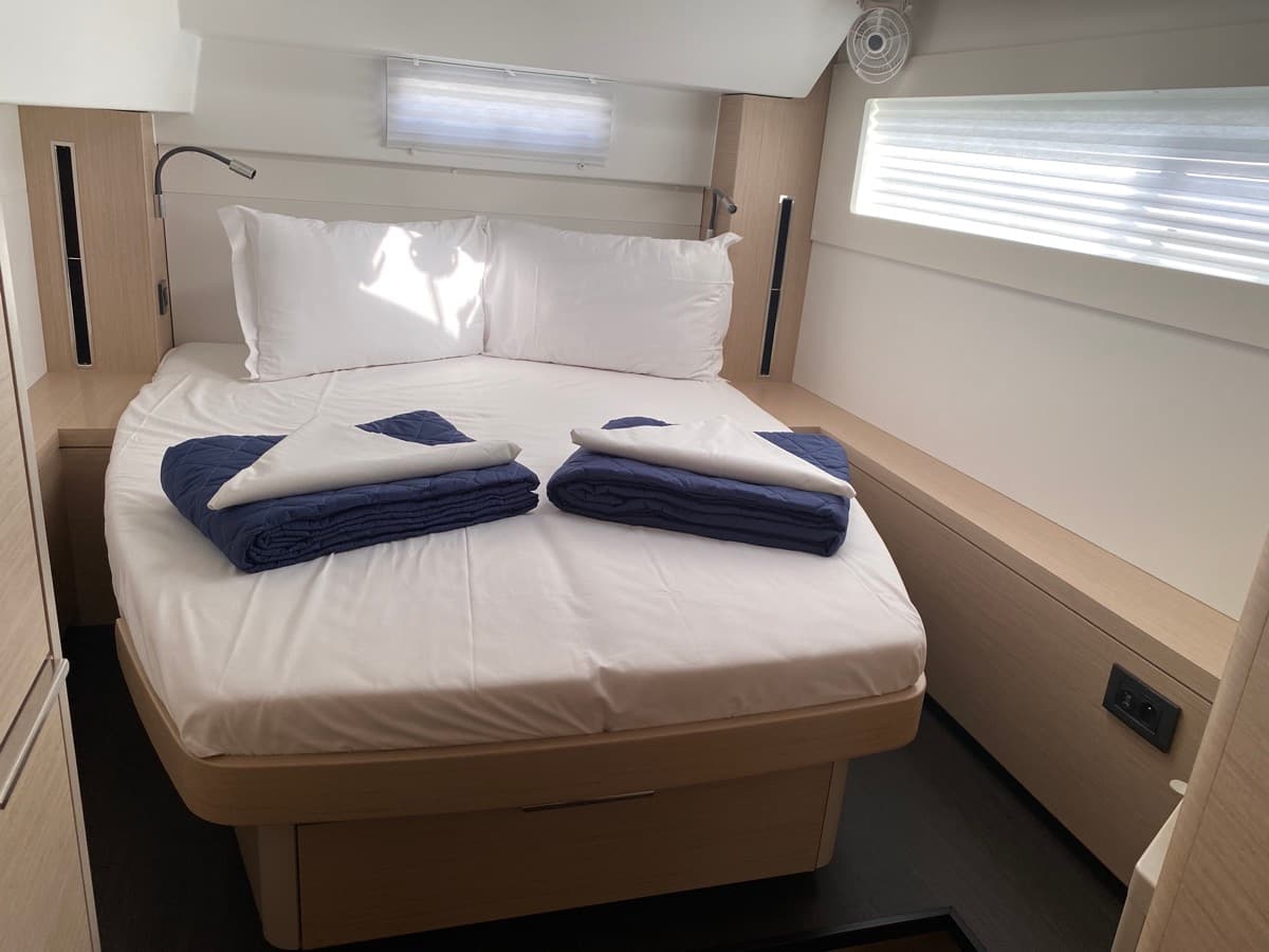 Lagoon 46  - photo 28