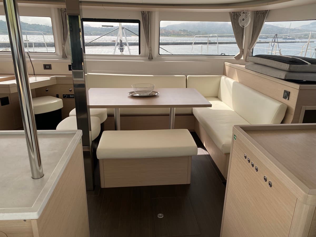 Lagoon 46  - photo 26