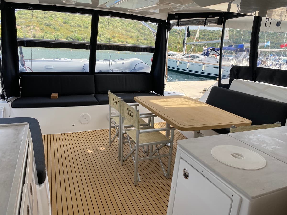 Lagoon 46  - photo 27