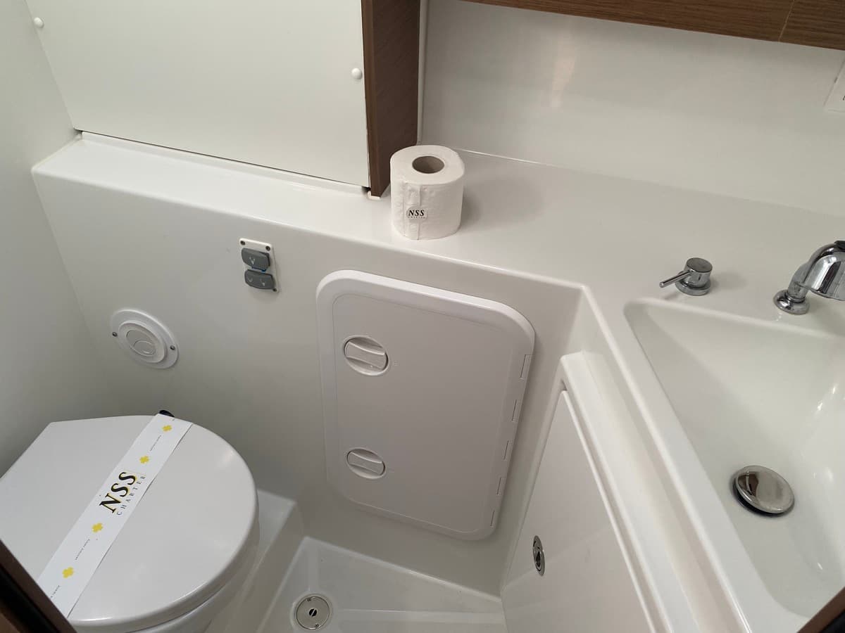 Lagoon 42 - photo 20