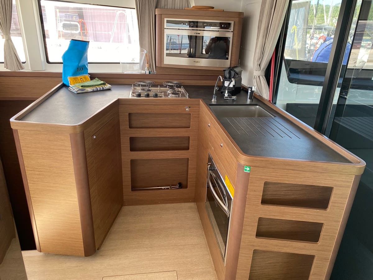 Lagoon 42 - photo 35