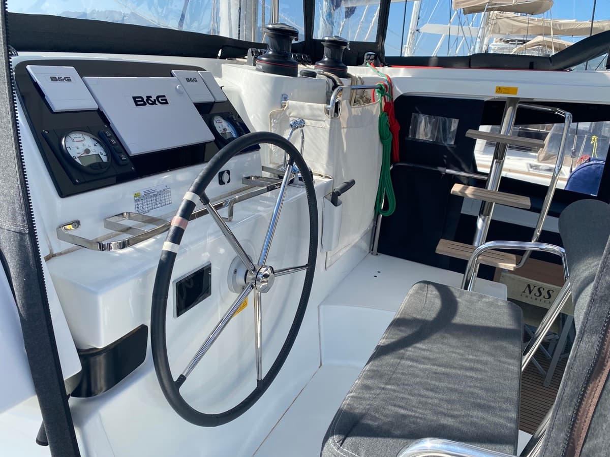 Lagoon 42 - photo 33