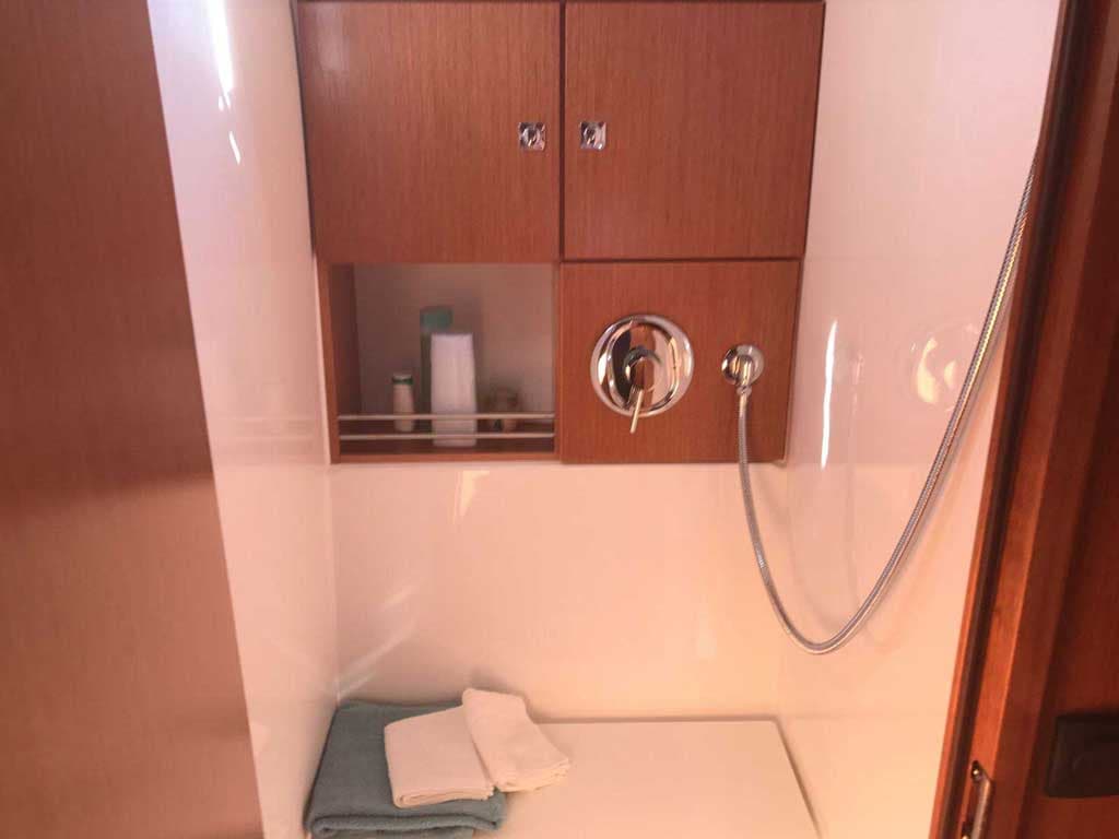 Bavaria 46 Cruiser - photo 4