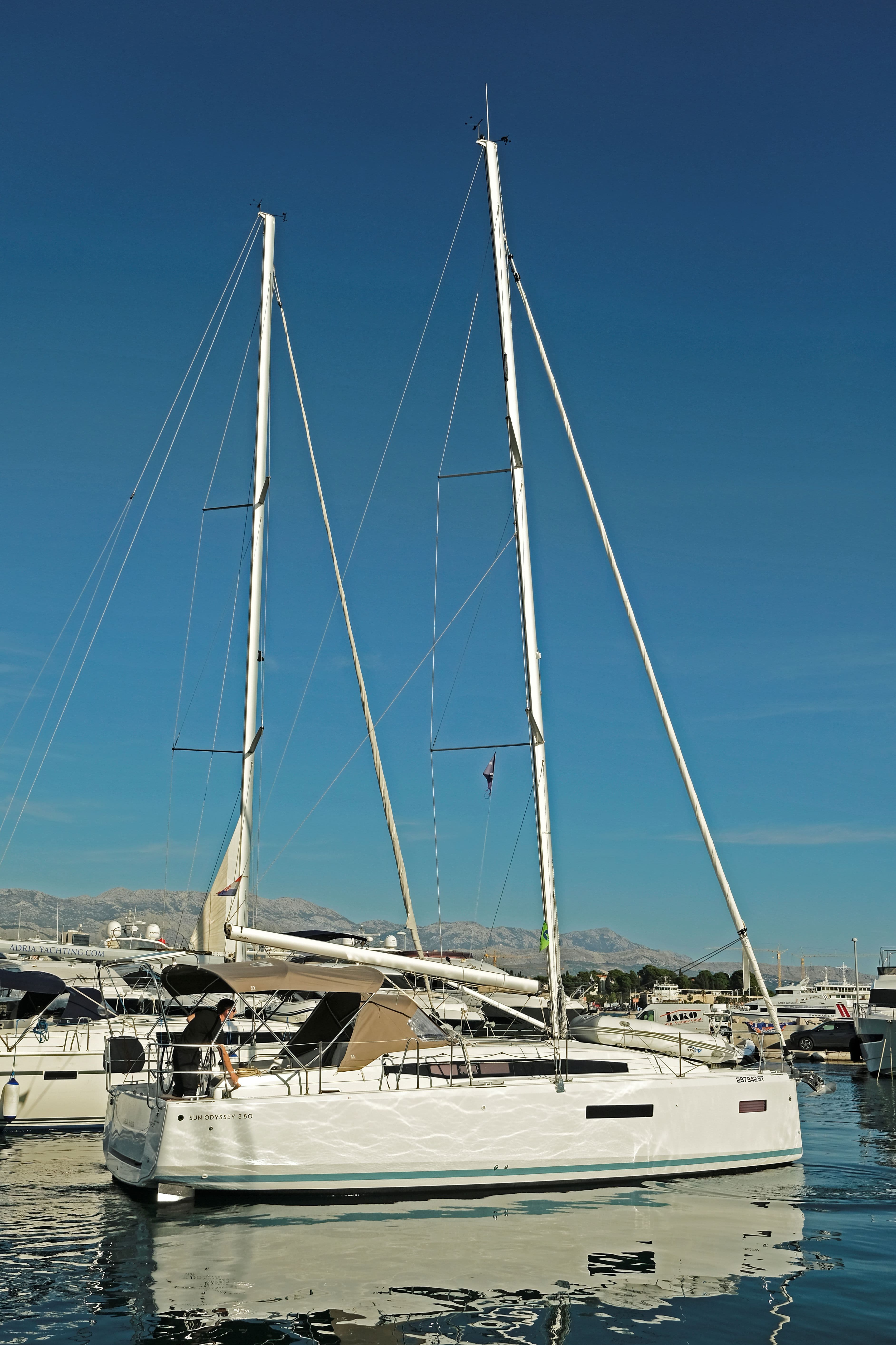 Sun Odyssey 380 - photo 14