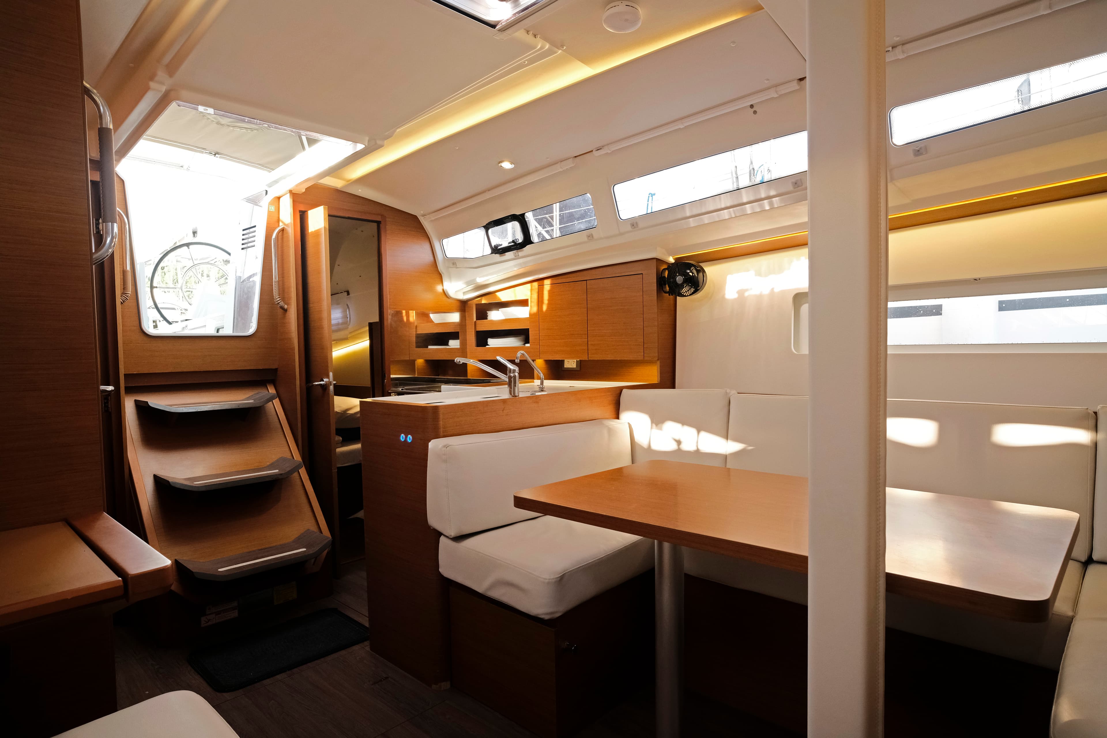 Sun Odyssey 380 - photo 27