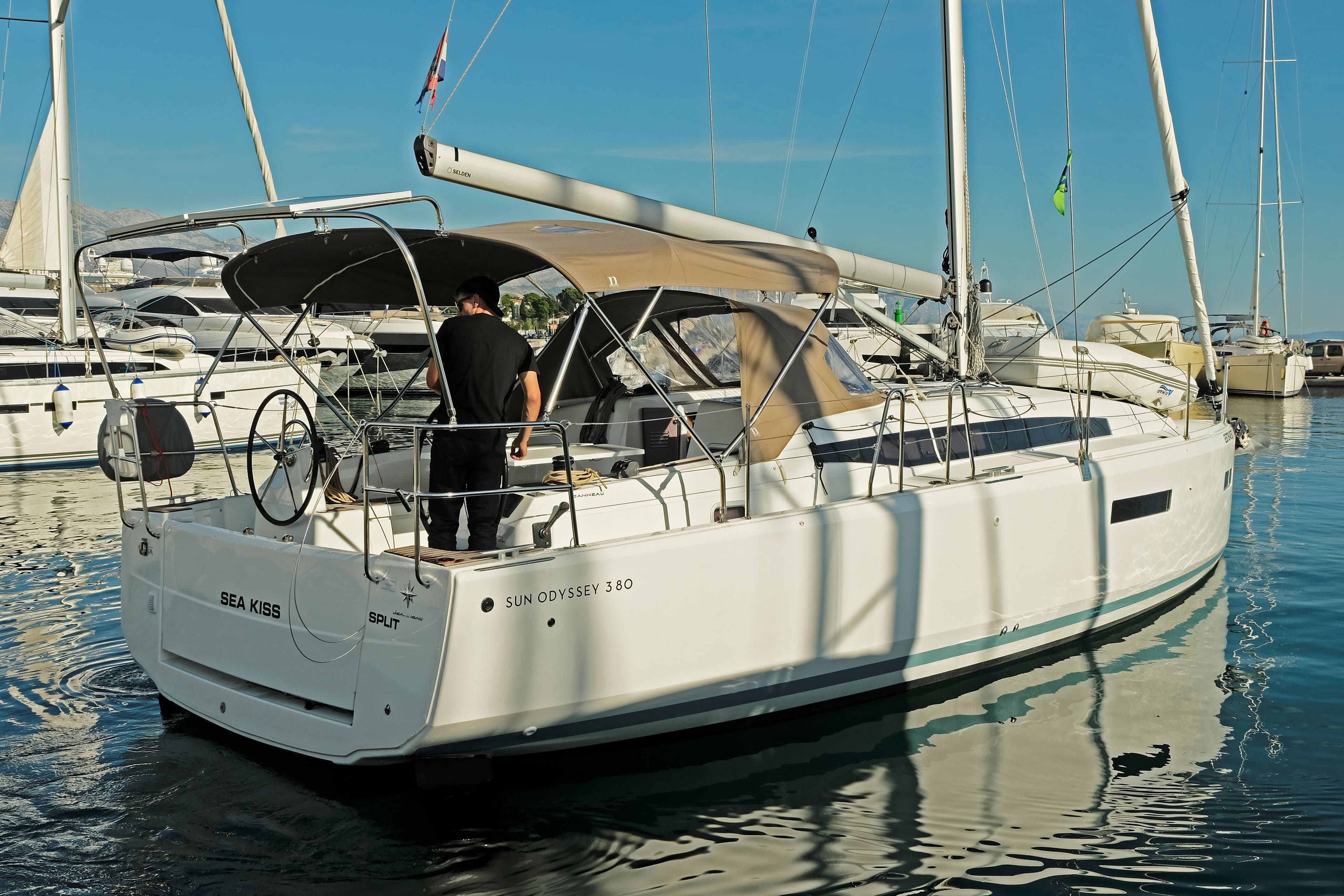 Sun Odyssey 380 - photo 18