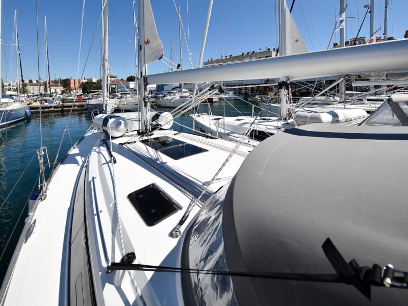 Bavaria Cruiser 41 - photo 35