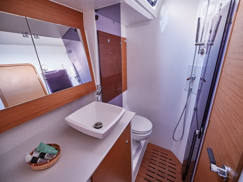 Dufour 56 Exclusive - photo 36