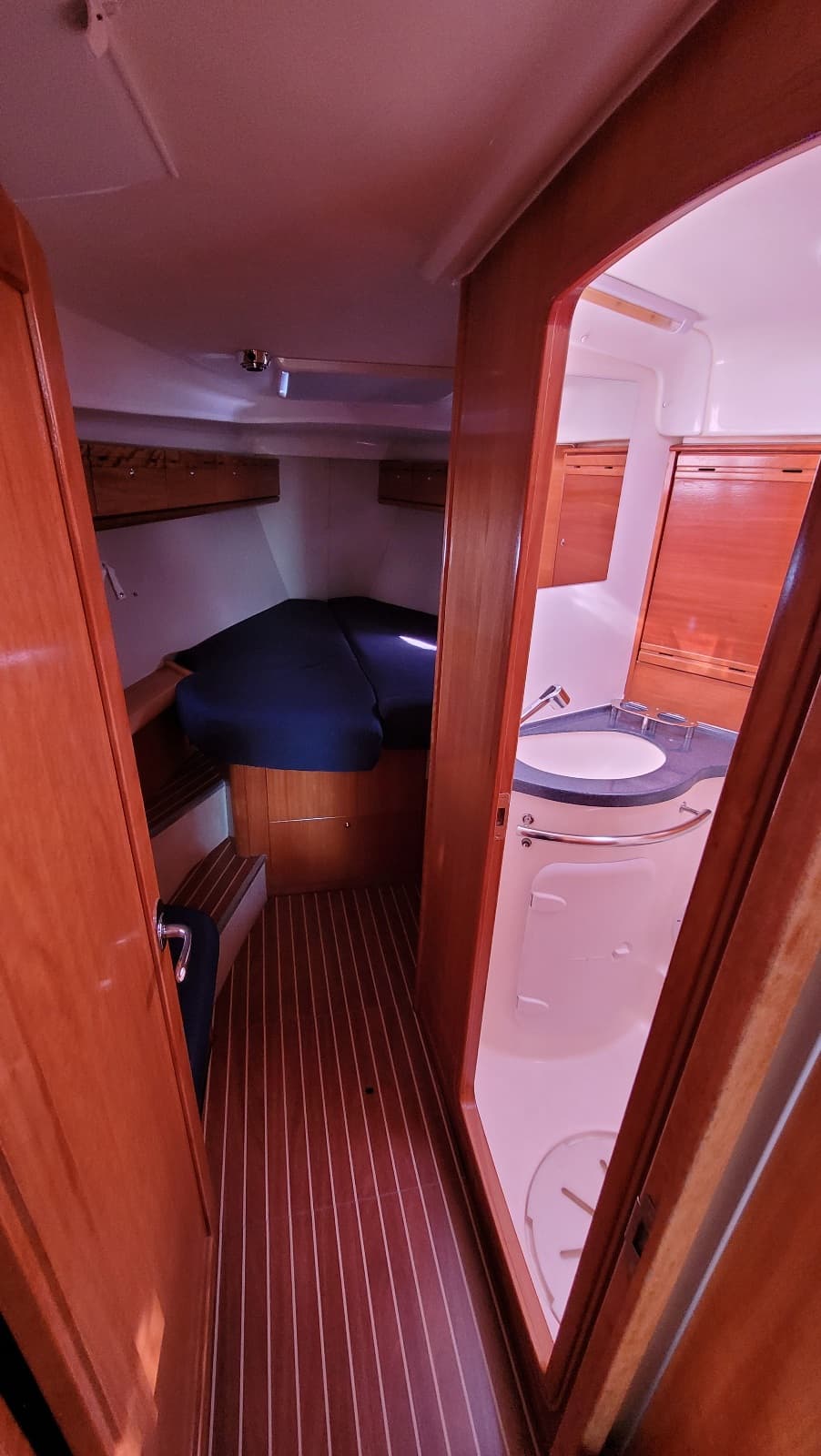 Bavaria 40 - photo 17