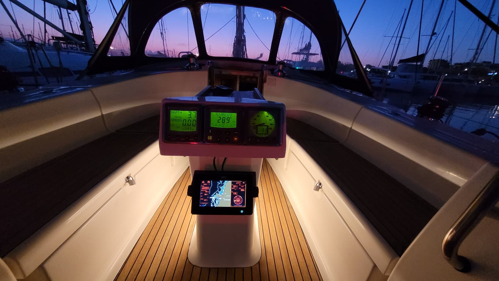 Bavaria 40 - photo 4