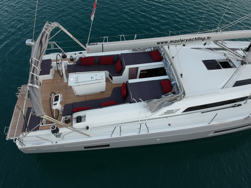 Oceanis 51.1 - photo 46